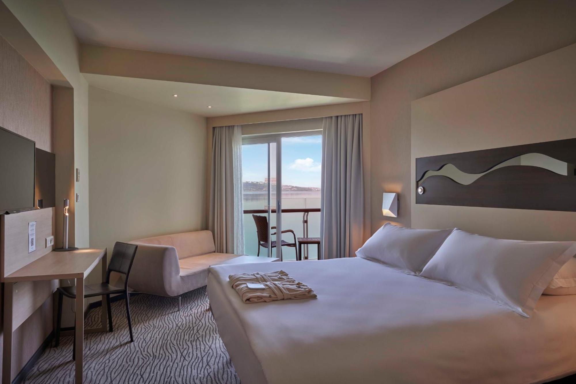 ริชมอนด์ นูอา เวลเนส - สปา เตอร์ซอย โอเตลชิลิก เว ทูริสม์ ยาติริมลารี เอเอส Hotel ซาพานจา ภายนอก รูปภาพ