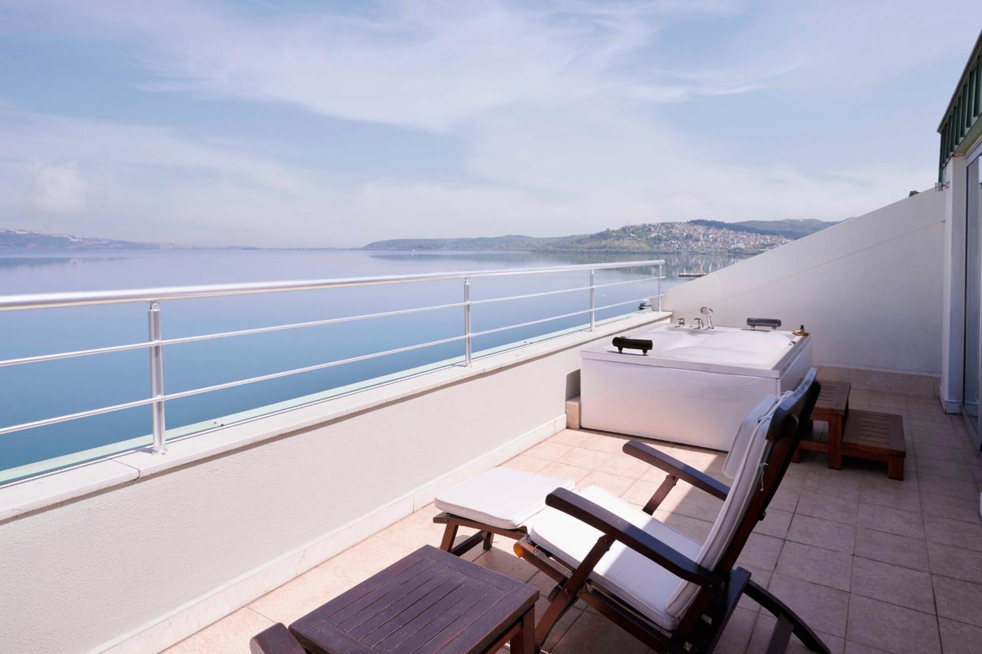 ริชมอนด์ นูอา เวลเนส - สปา เตอร์ซอย โอเตลชิลิก เว ทูริสม์ ยาติริมลารี เอเอส Hotel ซาพานจา ภายนอก รูปภาพ